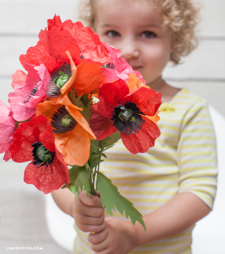 Easy To Follow Tissue paper Poppy Tutorial by Lia Griffith