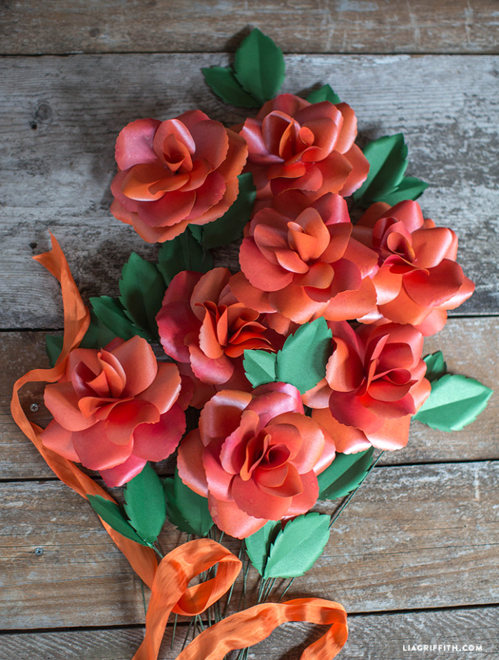 Grid Paper Roses DIY Paper Garden Rose - Lia Griffith