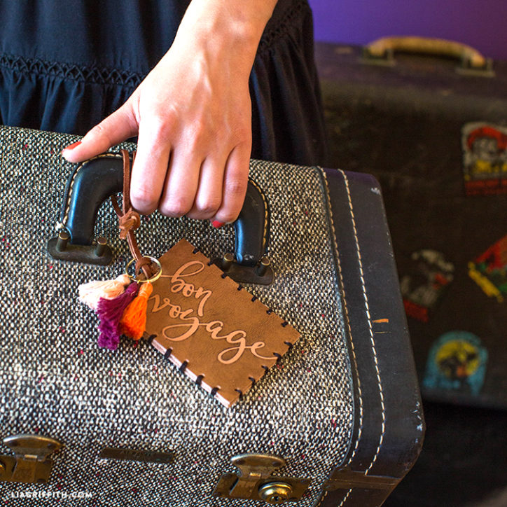 How to Make Your Own Luggage Tags