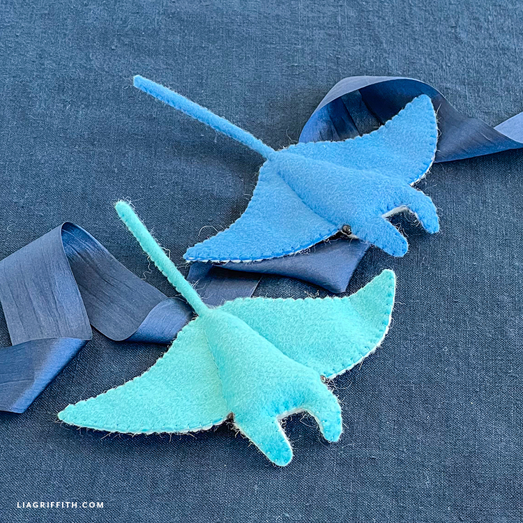 Felt Manta Ray - Lia Griffith