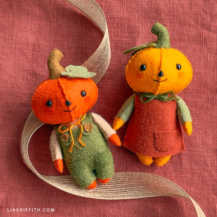 Felt Pumpkin Head Buddies
